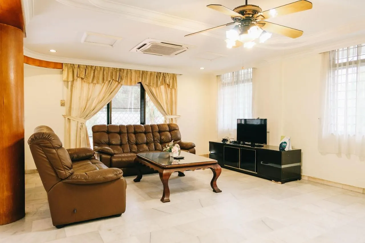 Clover Homestay Johor Bahru 0*,  Malezja
