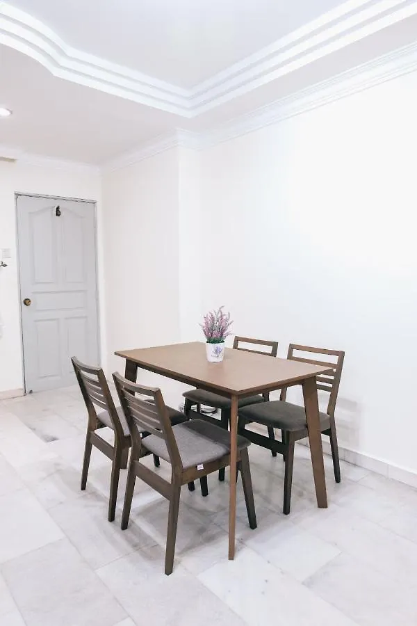 Clover Homestay Johor Bahru Hostel